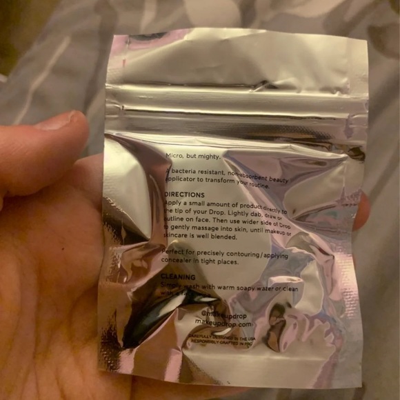 NEW Makeup Drop - Picture 2 of 3